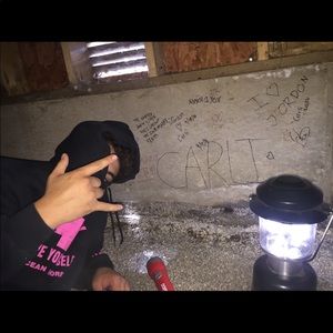 Meet your Posher, Jordon